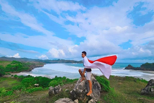 PANTAI HITS DI BLITAR COCOK BUAT LIBURAN!